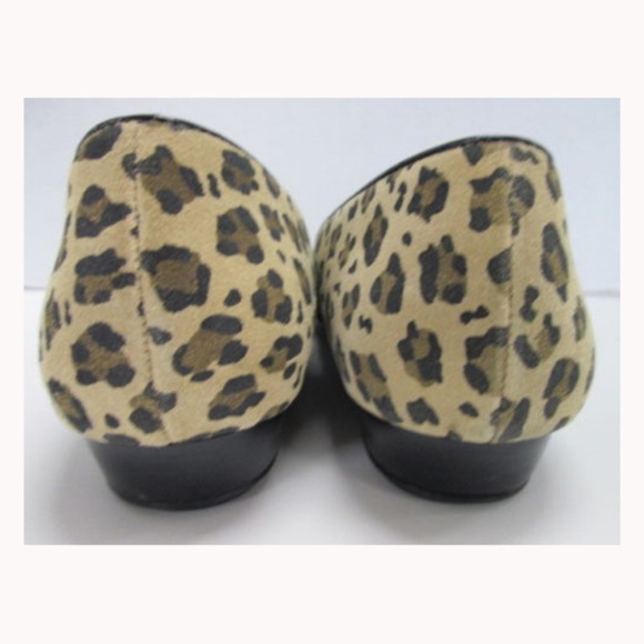Liz Claiborne Cheryl Suede Leopard Print Mary Jane - Picture 5 of 6